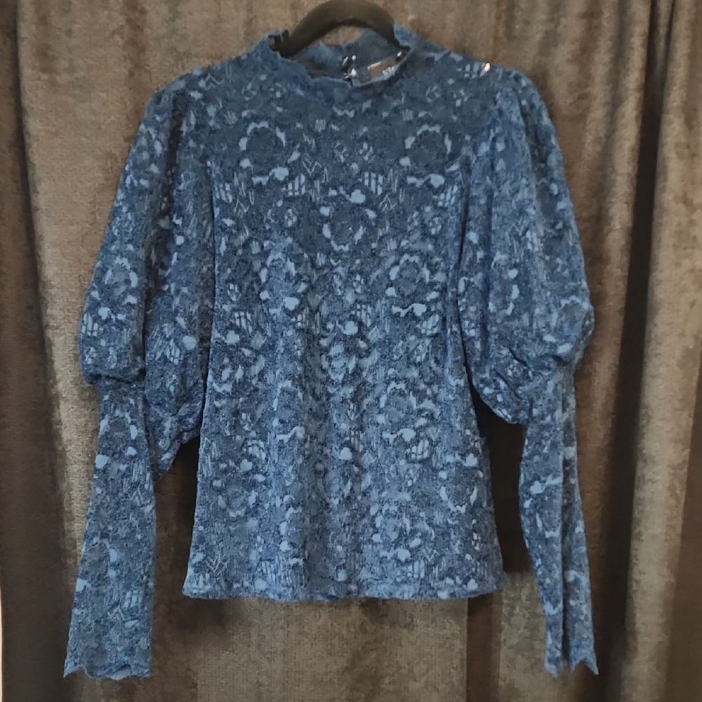 Elegant Blue Lace Women's Top by Vici